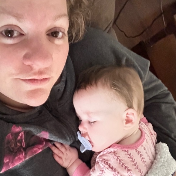 Meet your Posher, Diana - Picture 2 of 3